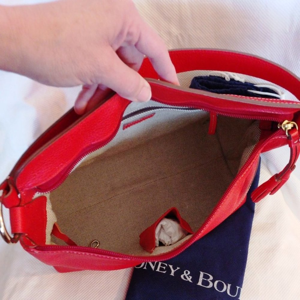 Dooney & Bourke Tomato Red Leather Double Bundle w/Lg Slouch Hobo & Kiss Wallet - Picture 7 of 16
